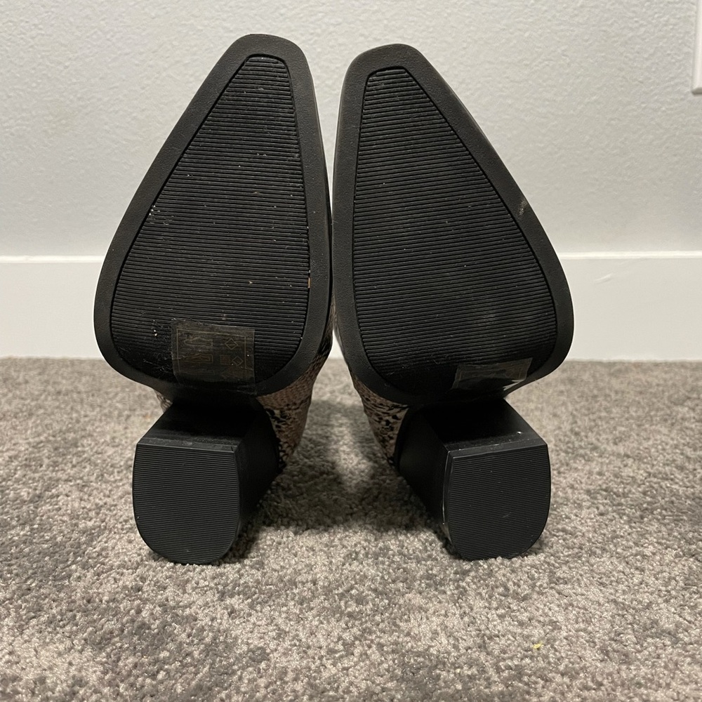 Qupid Snakeskin Ankle Boots - Picture 3 of 3